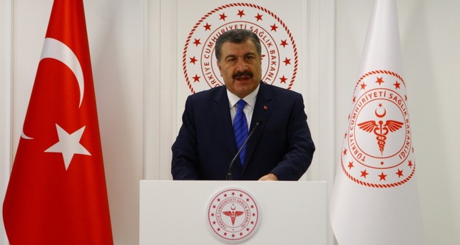 وزير الصحة التركي يعلن خلو البلاد من متحور أوميكرون
