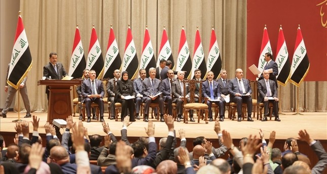 الحكومة العراقية الجديدة برئاسة محمد شياع السوداني تنال  ثقة البرلمان بالأغلبية الأناضول