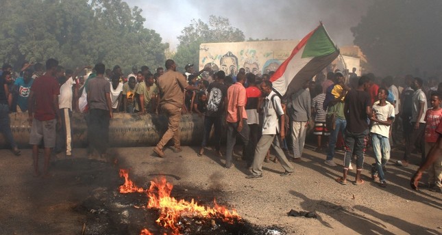 من تظاهرات السودان AFP