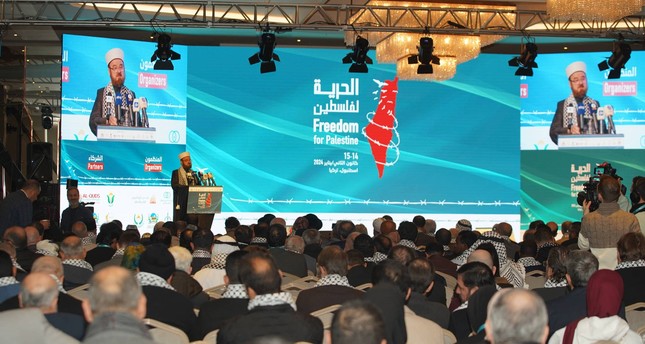 مؤتمر الحرية لفلسطين  في مدينة إسطنبول التركية يناقش قضايا أبرزها مخاطر الصهيونية وعنصريّتها عالميا، 14-1-2024 صورة: الأناضول