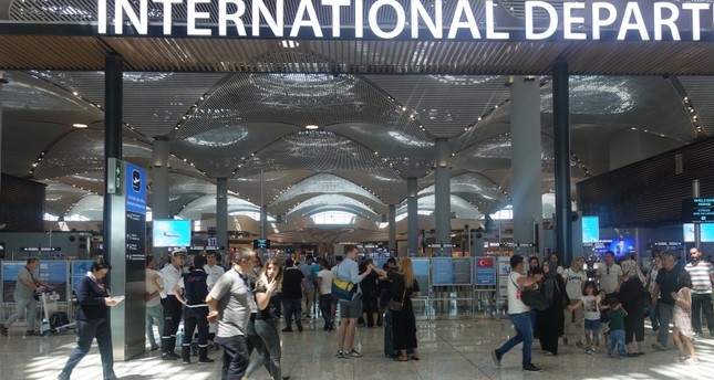 Пассажиропоток в аэропортах Стамбула достиг почти 40 миллионов