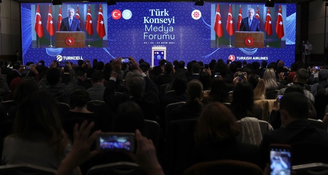 أردوغان: علينا الاعتماد على أنفسنا في مجال الإعلام والاتصال
