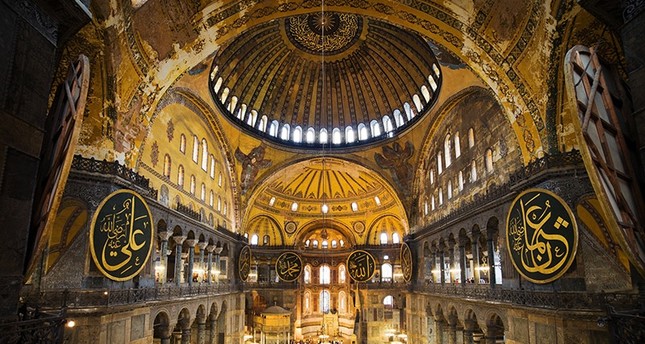 متحف ومسجد آياصوفيا في إسطنبول İHA