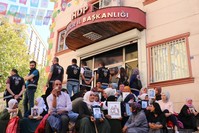 Kurdish mothers, who demand return of their children abducted by the PKK terror group, been conducting a sit-in protest in front of the Peoplesu2019 Democratic Partyu2019s (HDP) provincial office in Diyarbaku0131r for more than two weeks, Sept. 18, 2019.