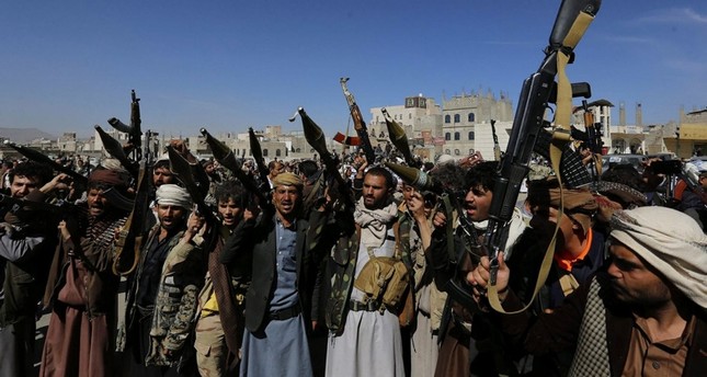 الحوثيون يعلنون استعادة 7 من أسراهم بتبادل مع القوات الحكومية
