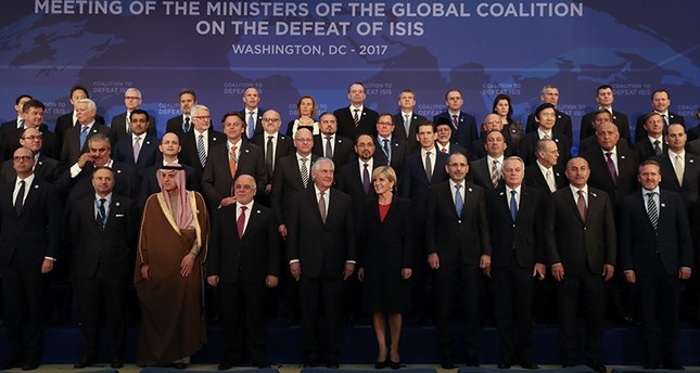 التحالف الدولي يشيد بنجاحات عملية درع الفرات ضدّ داعش