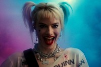 This image released by Warner Bros. Pictures shows Margot Robbie in a scene from ,Birds of Prey., (AP Photo)