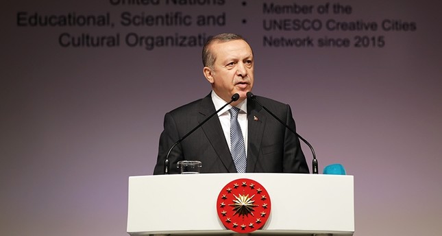 أردوغان: سنعارض سياسياً وعسكرياً إقامة كيان على حدودنا مع سوريا