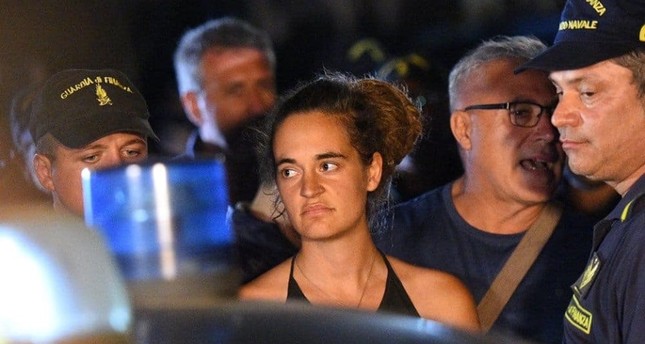 إيطاليا تعتقل قبطان سفينة سي ووتش 3 بعد رسوها في لامبيدوزا