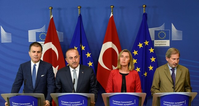 الاتحاد الأوروبي: رفع حالة الطوارئ في تركيا خطوة تبعث على السرور