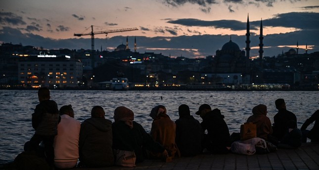 تركيا تستمر بوقف العمل بالتوقيت الصيفي ونظام تغيير الساعة