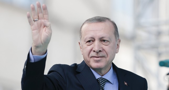 أردوغان يعزي في شهداء حادث المروحية العسكرية التركية