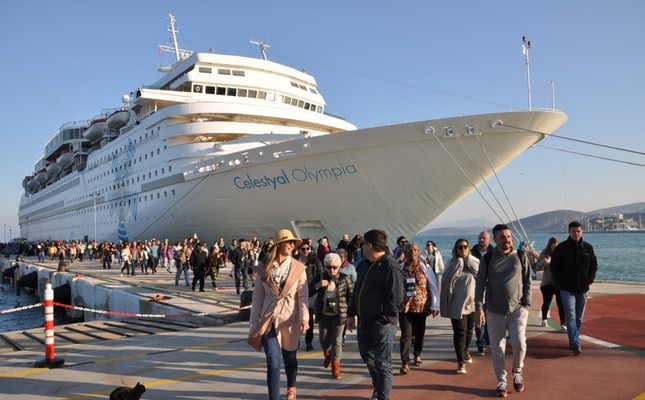 Kuşadası cruise port in Turkey's Aegean to host 195 cruise ...