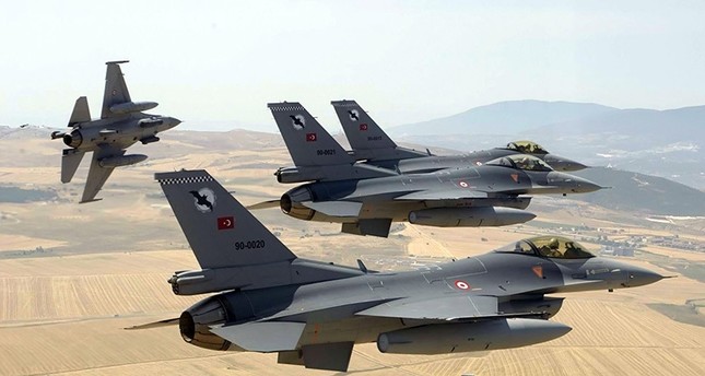 مقاتلات تركية تُدمّر 14 هدفاً لعناصر إرهابية في تركيا وشمالي سوريا