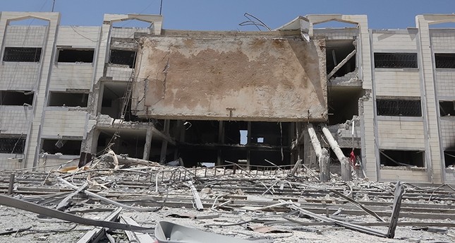 غارات روسية تدمر مستشفى مركزياً في درعا جنوبي سوريا