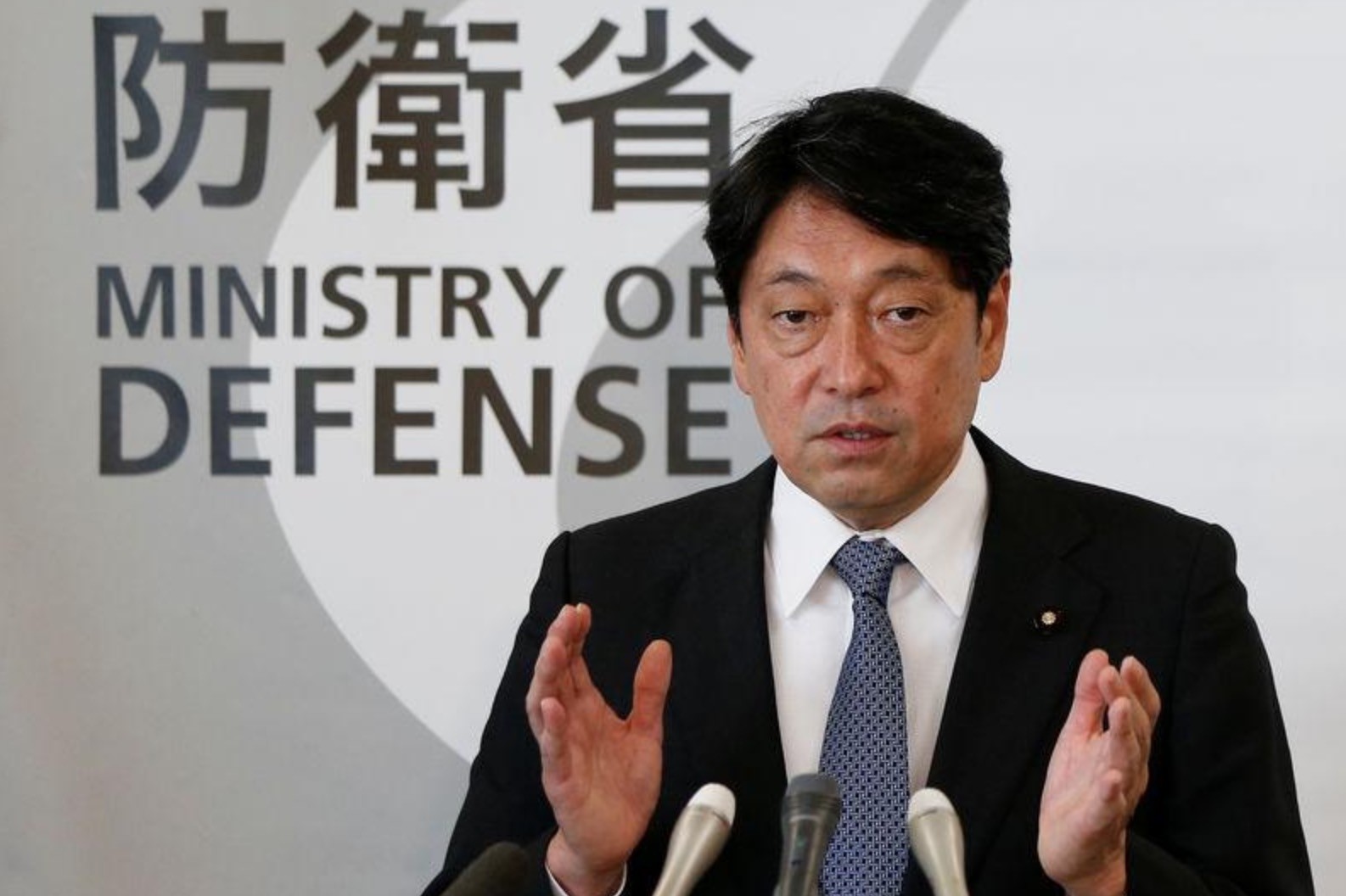 Japan's Defence Minister Itsunori Onodera attends a news conference at Defence Ministry in Tokyo, Japan August 8, 2017. (Reuters Photo)