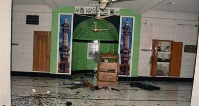 20  قتيلا حصيلة انفجار مكيفات مسجد في بنغلاديش