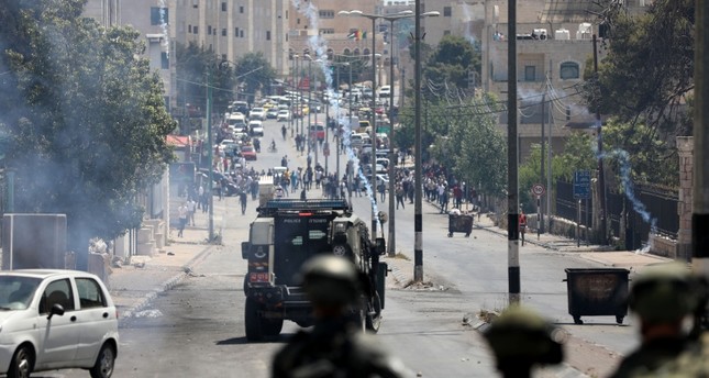 10 شهداء و500 إصابة في الضفة الغربية برصاص إسرائيلي