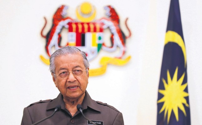 Malaysian Prime Minister Mahathir Mohamad speaks during a press conference in Putrajaya, Malaysia, Monday, April 15, 2019.