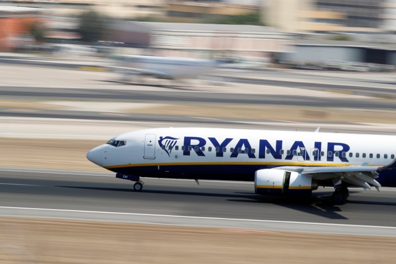 A Ryanair plane lands at Lisbon's airport, Portugal September 27, 2018. (Reuters Photo)