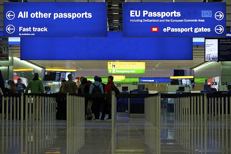 A general view of the U.K. Border crossing in the new Terminal 2 at Heathrow Airport in London, Britain, June 4, 2014. (EPA Photo)