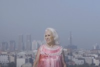 Still from the short film ,Nedret Bugu00fcn Kaybolur, (,Nedret Gets Lost for a Day,), directed by Berrak u00c7olak.