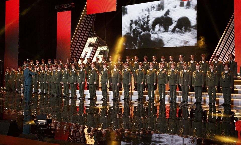 Singers and orchestra members of Red Army Choir, also known as the Alexandrov Ensemble, perform in Moscow, Russia (Reuters File Photo)