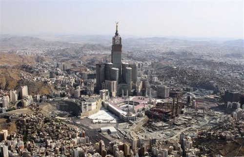 Muslims concerned as Mecca suffers from skyscrapers, loss of heritage