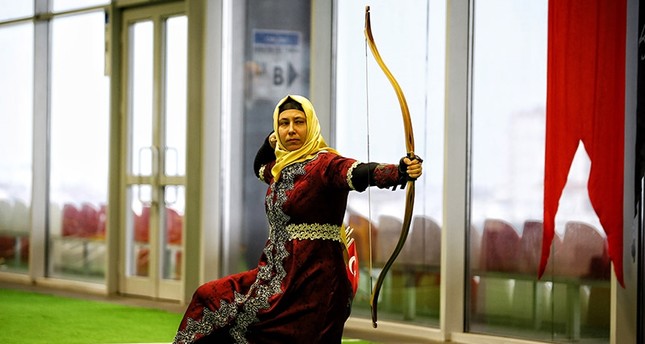 جامعة تركية تدرج رمي السهام في مناهجها الدراسية حفاظاً على التراث