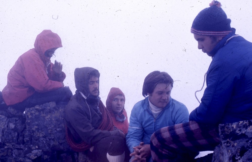 The last photo of Kazu0131m Ku00fcu00e7u00fckalp, first right, before his death at the age of 19.