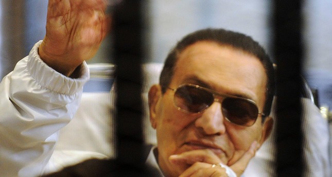 حسني مبارك طليقاً لأول مرة منذ 6 سنوات