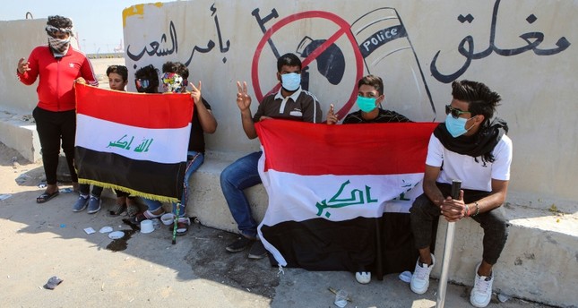 العراق.. 5 قتلى وأكثر من 100 مصاب إثر قمع القوى الأمنية احتجاجات البصرة