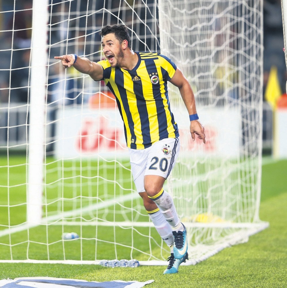 Fener's in-form Brazilian star Giuliano scored a brace to take his goal tally to seven.