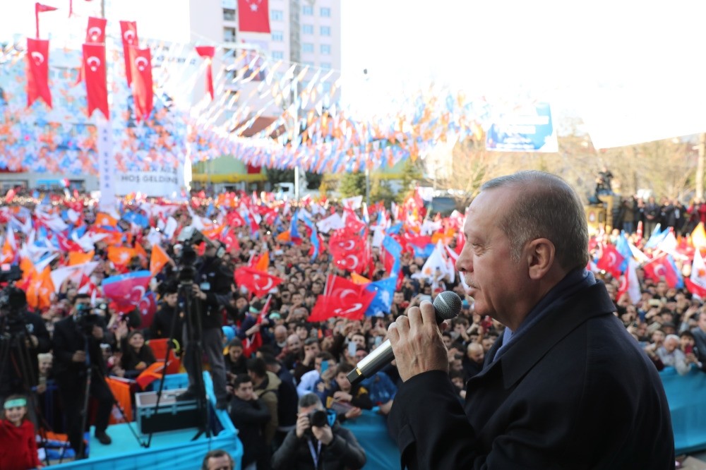 President Recep Tayyip Erdou011fan addresses people in western Isparta province, Feb.18, 2019.