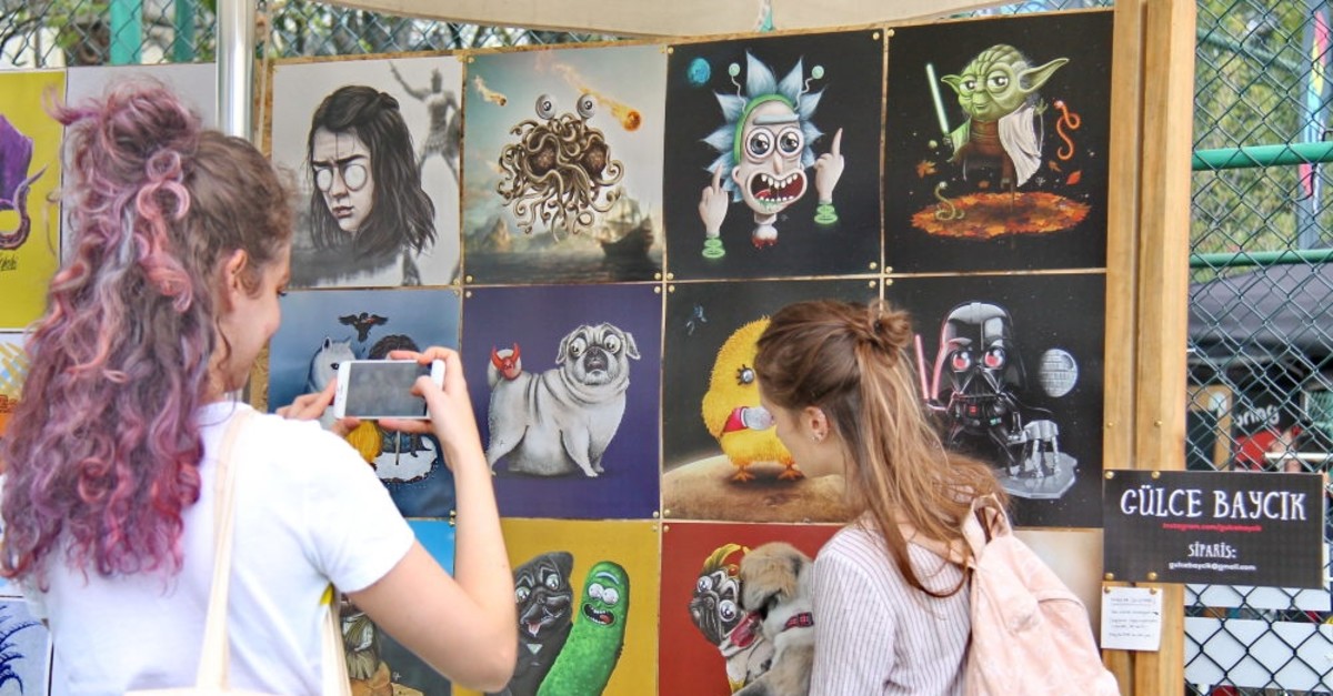 Comic book fans will have the opportunity to see various works in the booths of comics, cartoonists and publishers. 