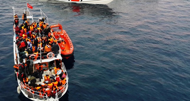 خفر السواحل التركية يضبط 94 مهاجرا غير نظامي بولايتي إزمير وآيدين