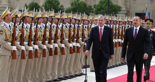 أردوغان في اتصال مع نظيره الأذربيجان: ندعم أذربيجان دعماً مطلقاً