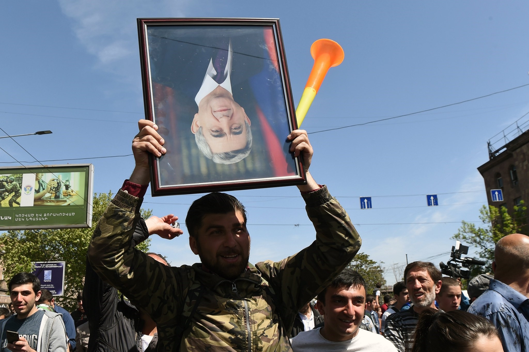 Activists of '#merjirserjin' (Reject Serzh) initiative hold a protest march against recently nominated Armenian Prime Minsiter, former President Serzh Sargsyan in Yerevan, Armenia, 19 April 2018. (EPA Photo)