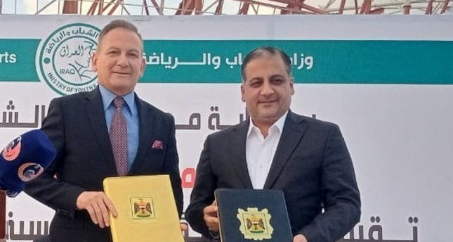 توقيع الاتفاقية بين مجموعة أورجو العاملة في العراق منذ سنوات عديدة ووزارة الشباب والرياضة العراقية لبناء ملعب الناصرية الأولمبي الأناضول