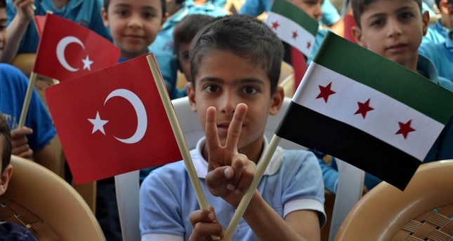 تركيا تستضيف 1.6 مليون طفل سوري