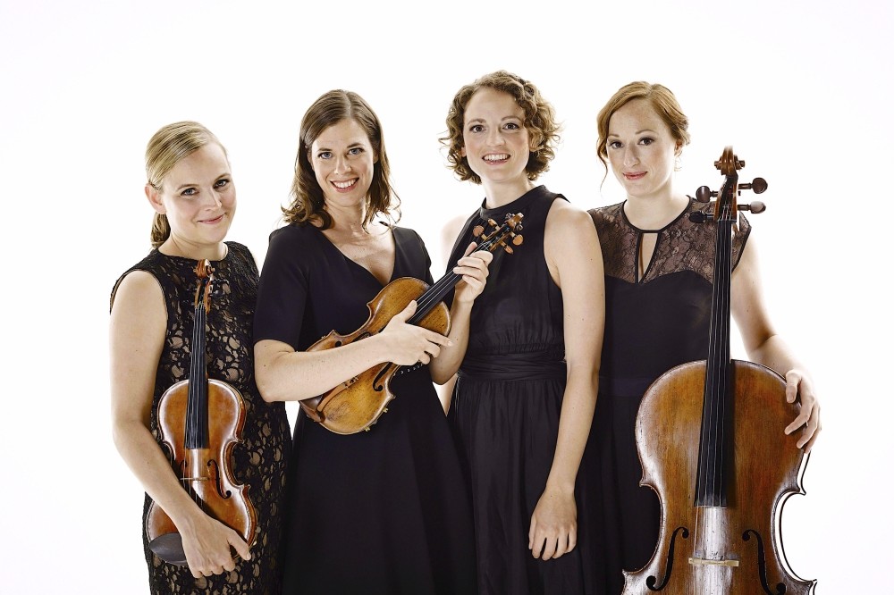 The quartet includes Angelika Bachmann and Iris Siegfried on violin, Anne-Monika von Twardowski on piano and Sonja Lena Schmid on cello.