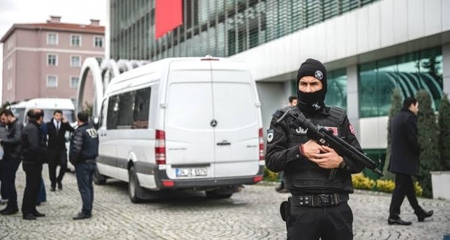 تركيا ترحل إرهابيين يحملان الجنسية الهولندية