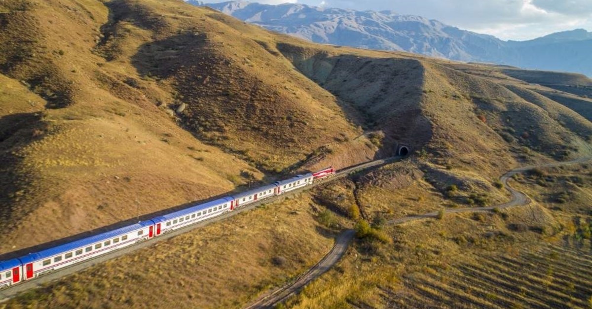 The Eastern Express completes its route from Ankara to Kars in 25 hours. (AA Photo)