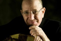 Yinon Muallem has released 10 albums to date. 