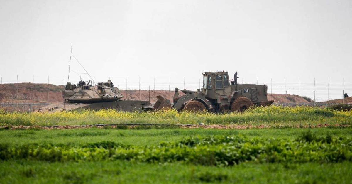 israeli-forces-kill-palestinian-near-gaza-fence-daily-sabah