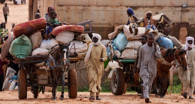 سودانوين نازخون من الحرب. 10/12/2023 رويترز