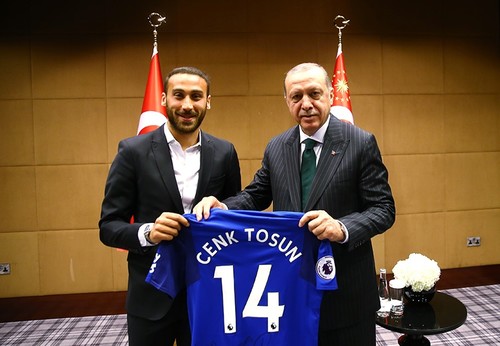 President Erdoğan: meets with Premier League stars Cenk Tosun, Mesut Ãzil, Ilkay GÃ¼ndoÄan