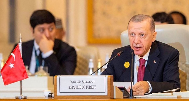 أردوغان مشاركا في القمة الإسلامية العربية في الرياض لدعم غزة. 11/11/2023 الأناضول