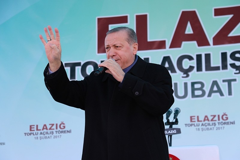Erdoğan continues 'Yes' campaign in eastern provinces of Elazığ ...