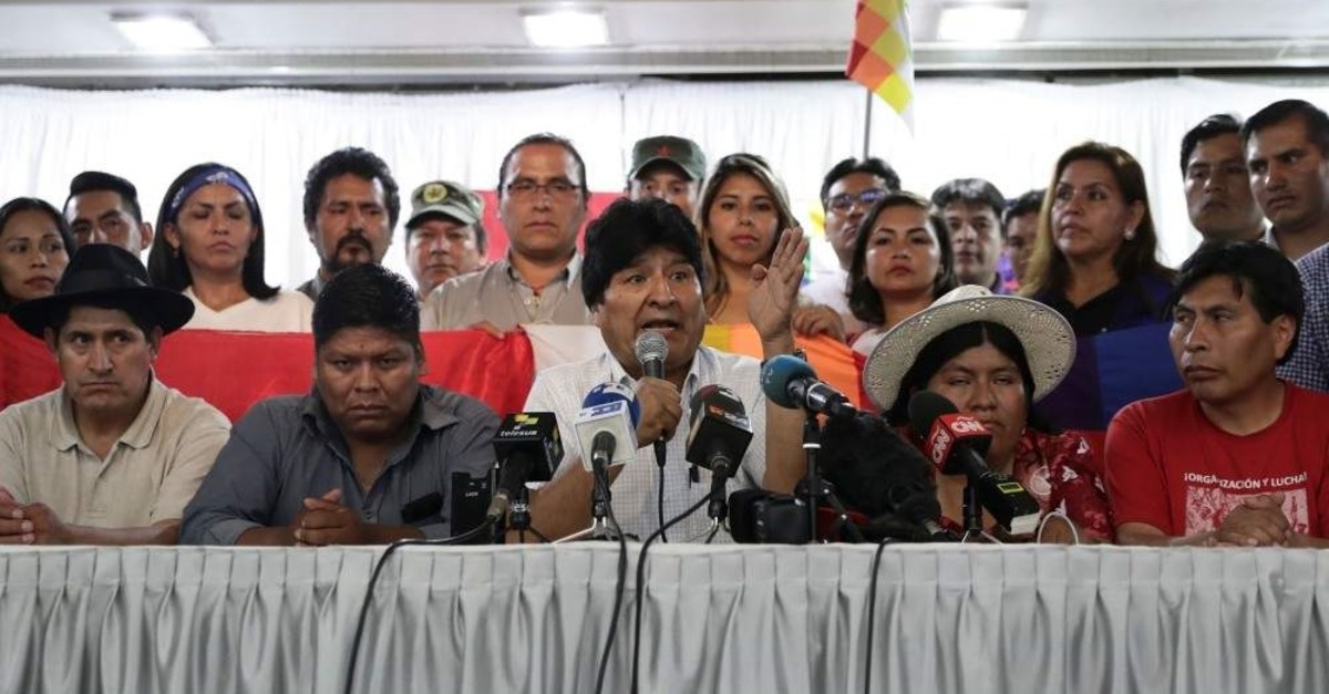 Former Bolivian President Evo Morales (C) gestures during the announcement of the presidential ticket for the Movement for Socialism (MAS) party for the upcoming Bolivian elections, Buenos Aires, Jan. 19, 2020. (AFP Photo)